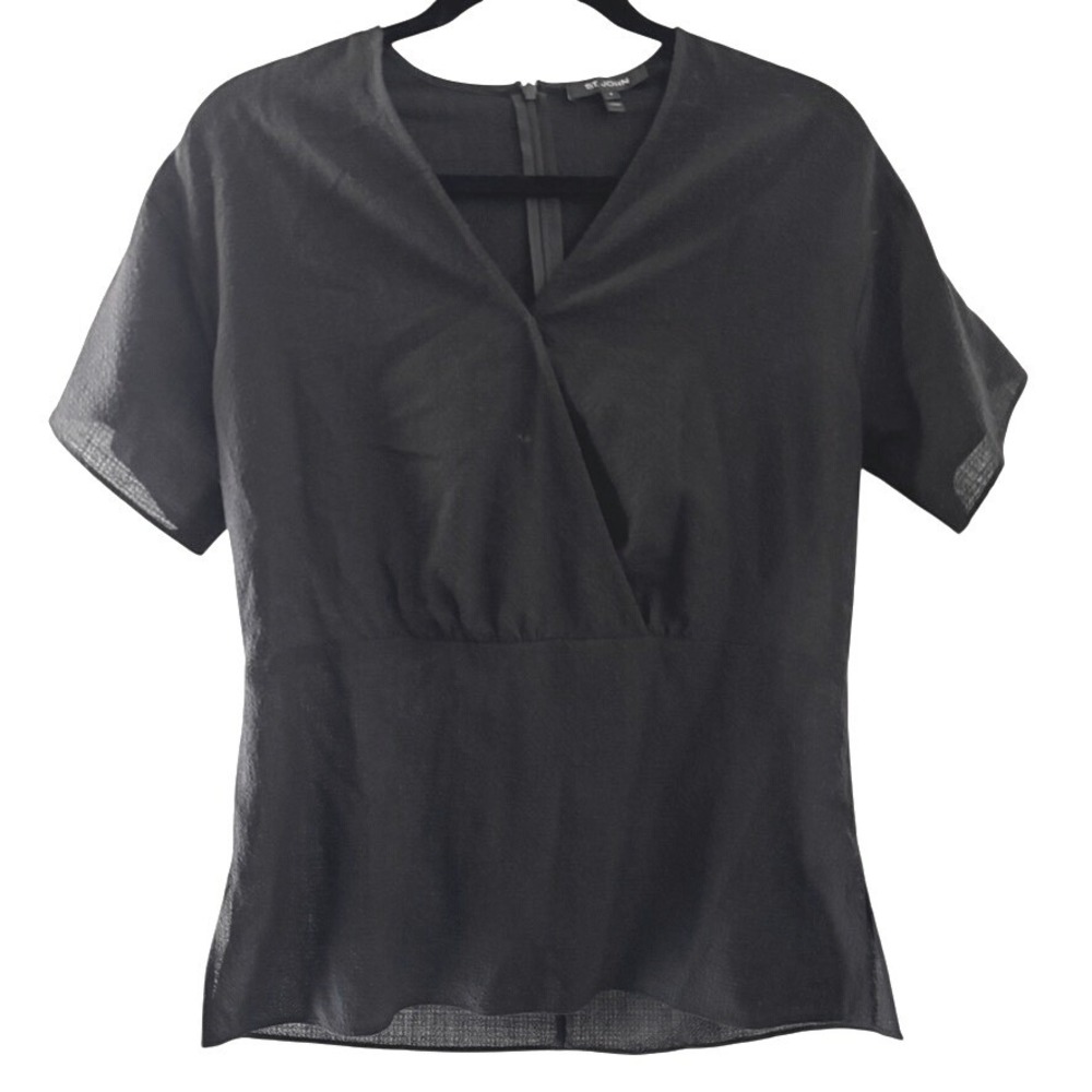 ST. JOHN Size Petite Black Textured Wrap V Neck Short Sleeve Peplum Blouse Top